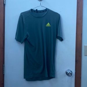 Adidas men’s shirt
